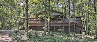 Furnished Deck w/ Views: Hot Springs Cottage