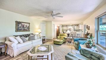 Cottage (2 Bedrooms) | Interior