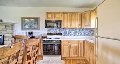 Mcarthur Cabin: Peaceful Getaway on Farm!