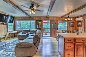 Cottage (2 Bedrooms) | Interior