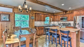 Cottage (2 Bedrooms) | Interior