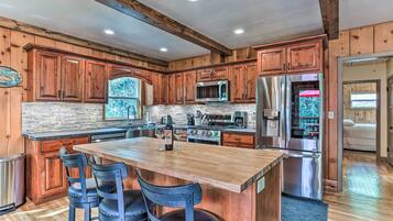 Cottage (2 Bedrooms) | Interior