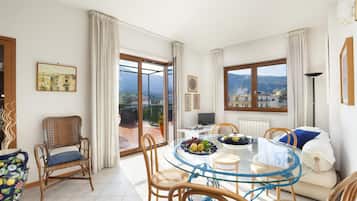 Huoneisto, tupakointi sallittu | 2 makuuhuonetta