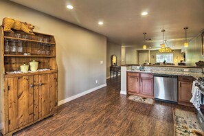 منزل (3 Bedrooms) | المنشأة من الداخل