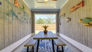 Rumah (2 Bedrooms) | Interior