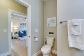 House (2 Bedrooms) | Interior - 1 Mi to Beach! Ocean Isle Home w/ Shared Lanai (Ocean Isle Beach)