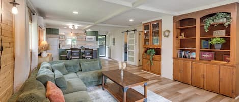 Casa (2 Bedrooms) | Interior