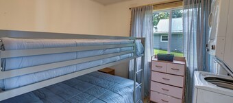Cozy Maine Lakefront Cabin Rental