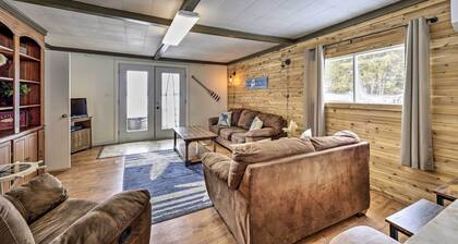 Cozy Maine Lakefront Cabin Rental