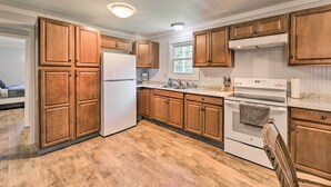 Private kitchen - Harkers Island Home With Porch ~ 1 Mi to Marina! (Harkers Island)