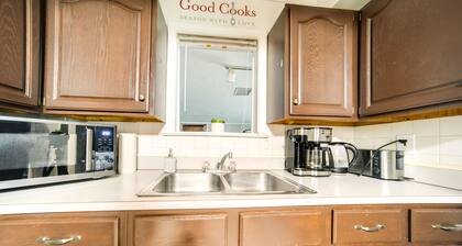 Pet-friendly Mayfield Heights Vacation Rental!
