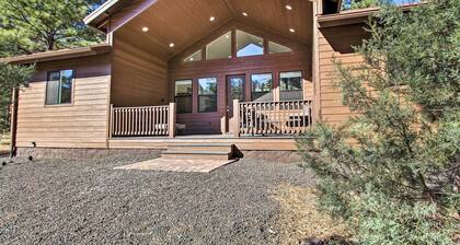 Pet-friendly Show Low Cabin: Near Hiking!