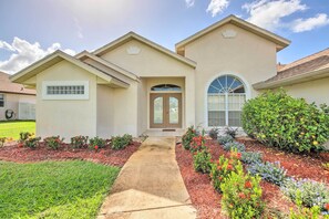 House (3 Bedrooms) | Interior - Pool & Fenced Yard: Sebring Retreat (Sebring)