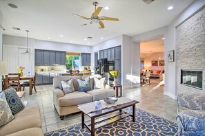 Interior - Spacious Palm Desert Retreat w/ Outdoor Oasis! (Palm Desert)