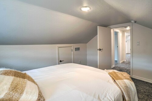 Renovated Flagstaff Home Near Dtwn & Campus!