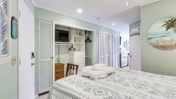 Apartment (1 Bedroom) | Interior