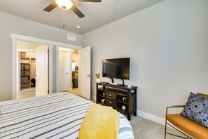 Apartment (2 Bedrooms) | Interior - Elegant Loveland Condo < 5 Mi to Old Town! (Loveland)