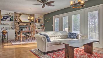 Cottage (3 Bedrooms) | Interior