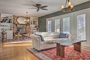 Cottage (3 Bedrooms) | Interior - Blue Ridge Retreat w/ Mountain Views & Deck (Mill Spring)