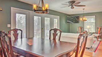 Cottage (3 Bedrooms) | Interior