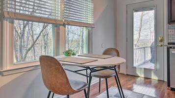 Cottage (3 Bedrooms) | Interior