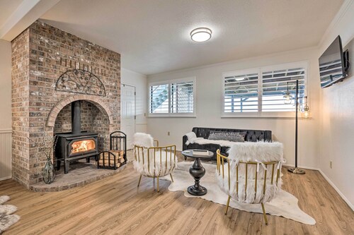 19 Mi to Seattle: Port Orchard Studio w/ Views