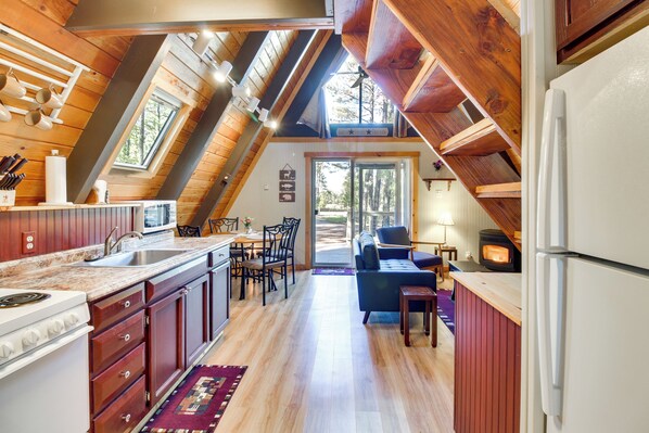 Interior - A-frame Cabin w/ Deck & Grill in Pinetop! (Pinetop)