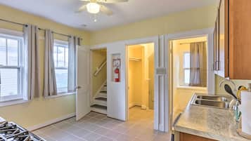 House (5 Bedrooms) | Bahagian dalam