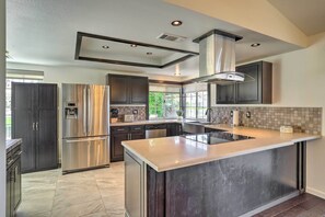 Interior - Gorgeous Palm Desert Home w/ Community Pool! (Palm Desert)