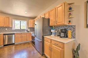 House (1 Bedroom) | Interior - Oro Valley Retreat w/ Pool, Spa & Rooftop Views! (Oro Valley)