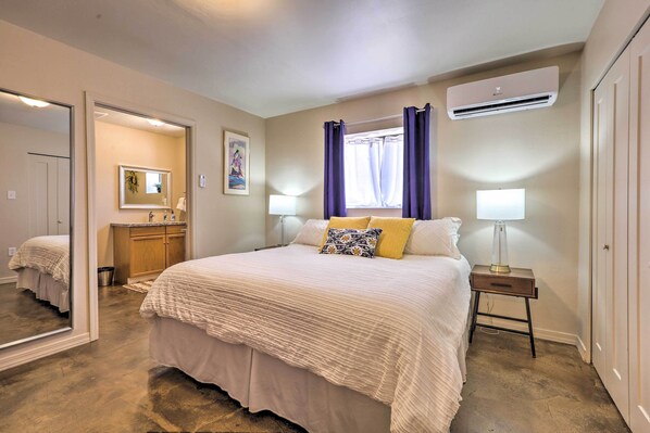 Interior - Oro Valley Retreat w/ Pool, Spa & Rooftop Views! (Oro Valley)