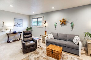 House (3 Bedrooms) | Interior - Relaxing Fort Myers Home w/ Screened-in Patio (Fort Myers)