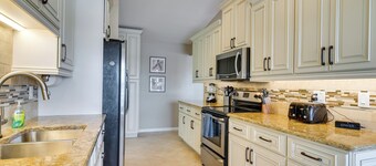 Waterfront Cape Coral Home w/ Pool & Gulf Access