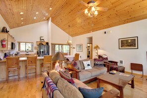 House (2 Bedrooms) | Interior - Scenic Deck + Horse Corral: Pinetop-lakeside Cabin (Pinetop)