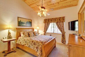 House (2 Bedrooms) | Interior - Scenic Deck + Horse Corral: Pinetop-lakeside Cabin (Pinetop)