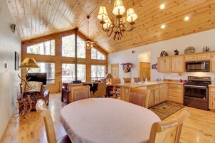 Casa (2 Bedrooms) | Interior