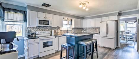 House (4 Bedrooms) | Private kitchen