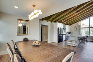 House (4 Bedrooms) | Interior