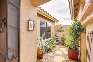 House (3 Bedrooms) | Interior - Rustic Tucson Vacation Rental w/ Pool & Spa! (Saddlebrooke)