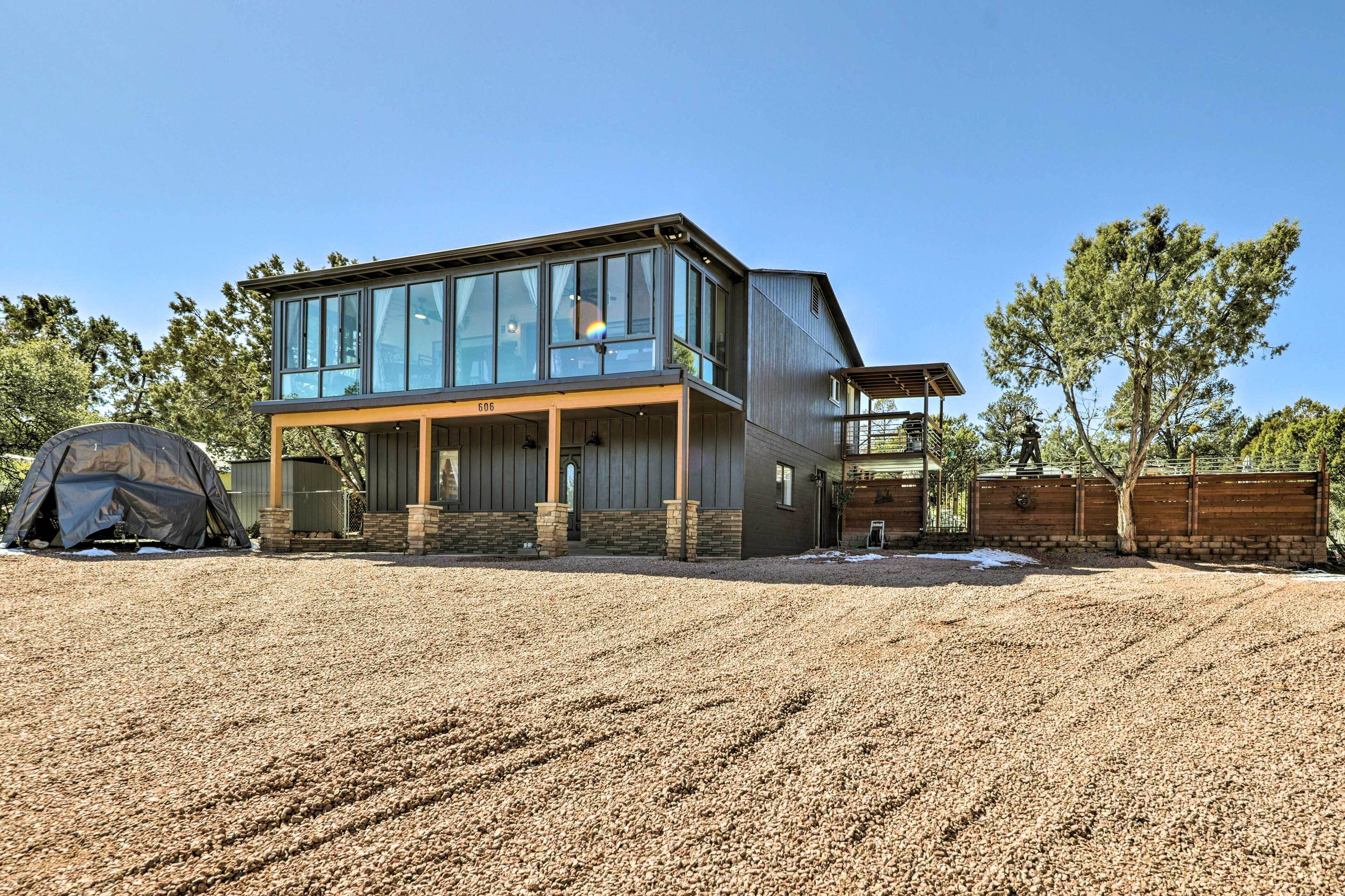 House (4 Bedrooms) | Interior