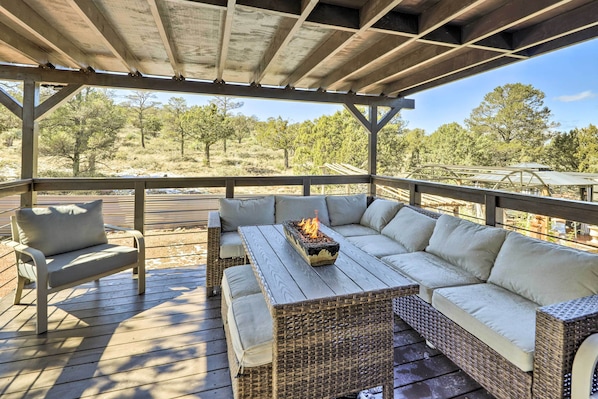 House (4 Bedrooms) | Interior - Hot Tub & Deck: Pet-friendly Home in Payson (Payson)
