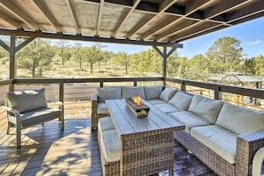 House (4 Bedrooms) | Interior - Hot Tub & Deck: Pet-friendly Home in Payson (Payson)