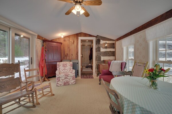 Cabin Vacation Rental ~ 8 Mi To Penn State! - Rothrock State Forest, Spruce Creek