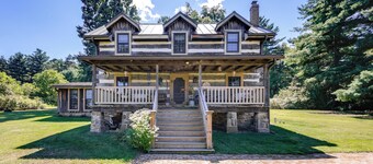 Cabin Vacation Rental ~ 8 Mi to Penn State!