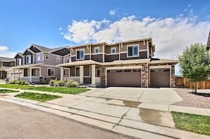 Interior - Brighton Family Home ~ 20 Mi to Dtwn Denver! (Brighton)