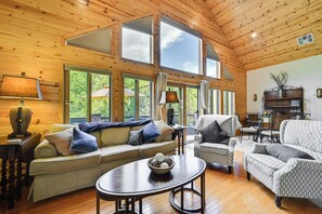 منزل (3 Bedrooms) | المنشأة من الداخل