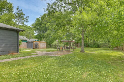 3 Mi to Downtown: Family-friendly Birmingham Home