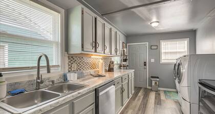 3 Mi to Downtown: Family-friendly Birmingham Home