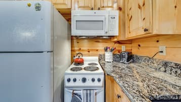 House (1 Bedroom) | Interior