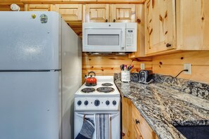 House (1 Bedroom) | Interior